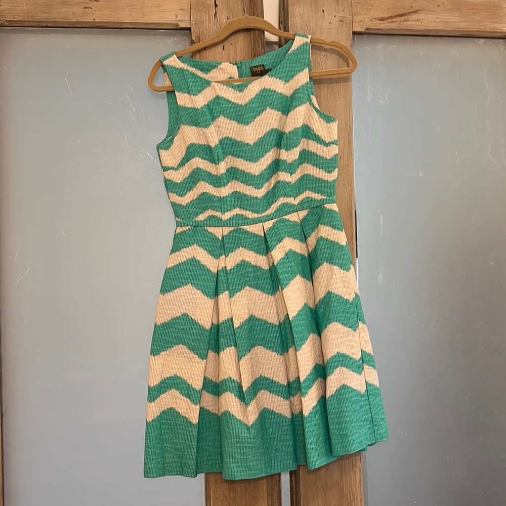 Taylor zig zag print dress